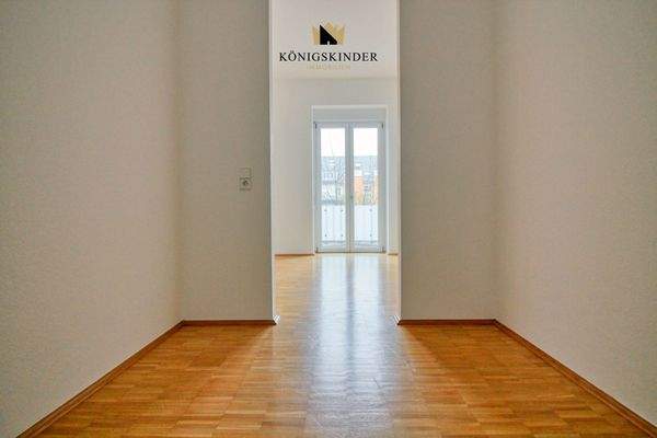 Ankleidezimmer oder Büro, ganz wie Sie es wünschen 