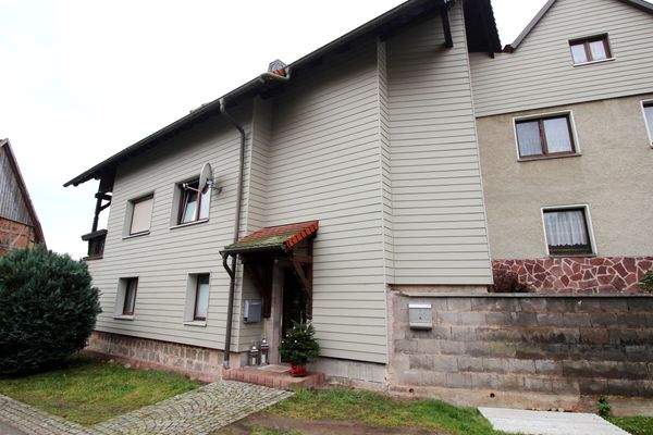 EFH-Ansicht rechts+hinten.JPG