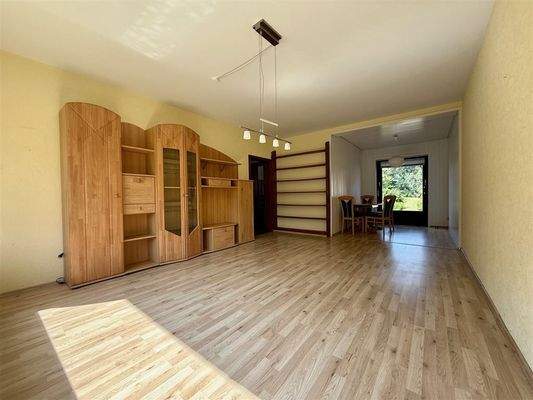 Wohn- und Esszimmer EG (rechter Hausteil)