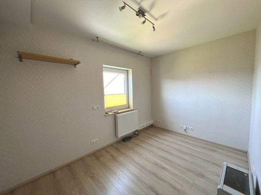 Gäste-/Arbeitszimmer