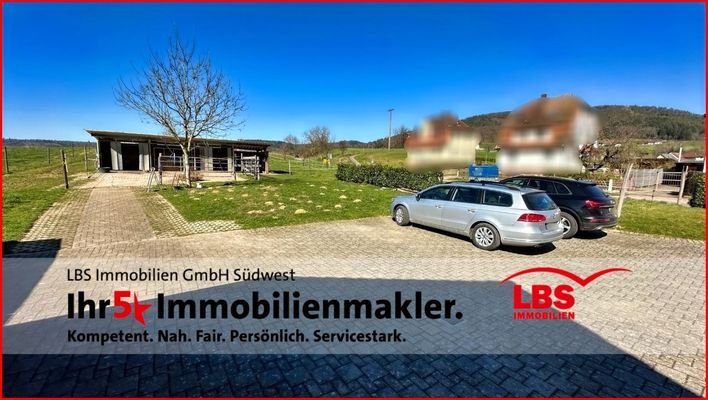 Hof_Parkplatz