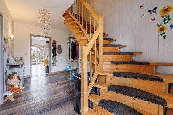 Treppenaufgang zum OG