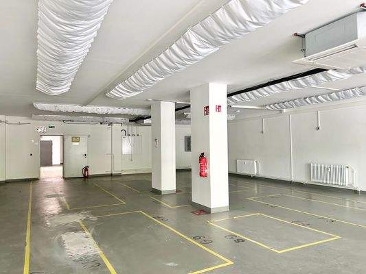 Ladenfläche Ansicht 1