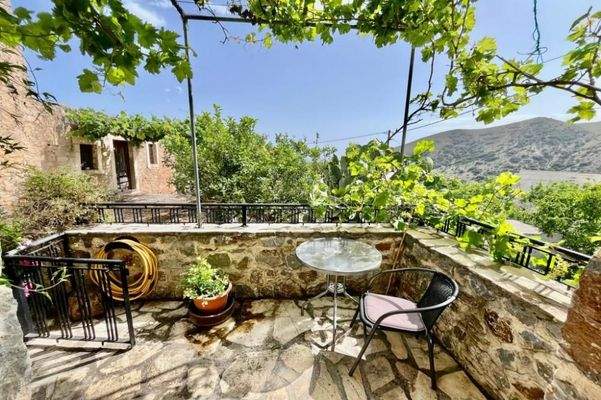 Kreta, Nofalias: Schönes, freistehendes Steinhaus mit 2 Schlafzimmern, Garten und Meerblick von der Terrasse