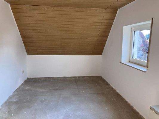 Kinder-/Arbeitszimmer