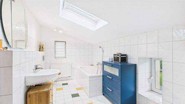 Badezimmer OG Einfamilienhaus