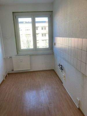 Küche mit Fliesenspiegel