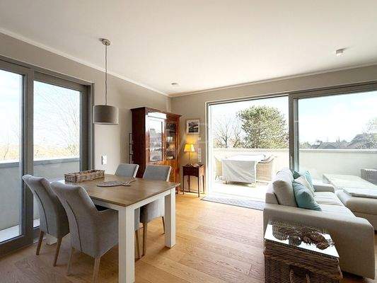 Wohn- und Essbereich 