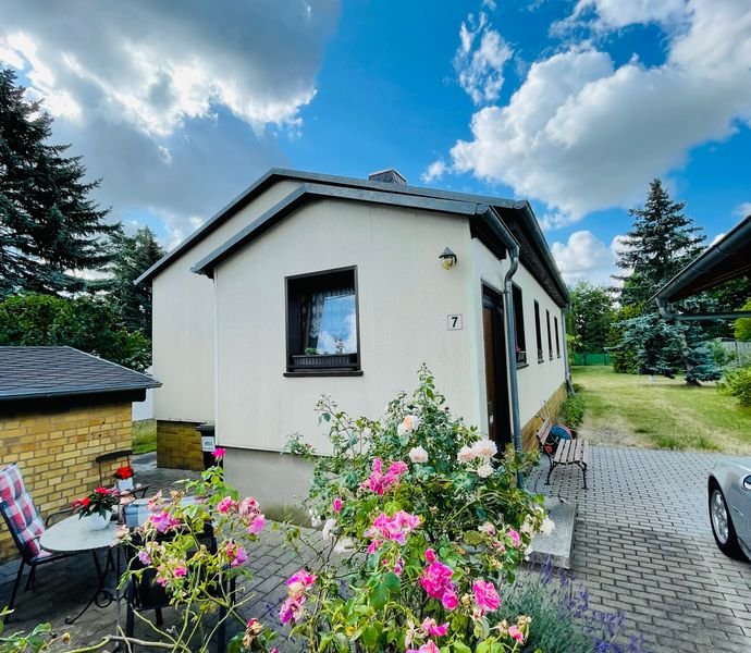Schöner und gepflegter Bungalow in