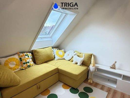 Arbeits-/Kinderzimmer DG 