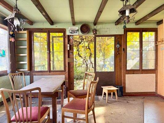 Anbau Gartenhaus mit Freisitz