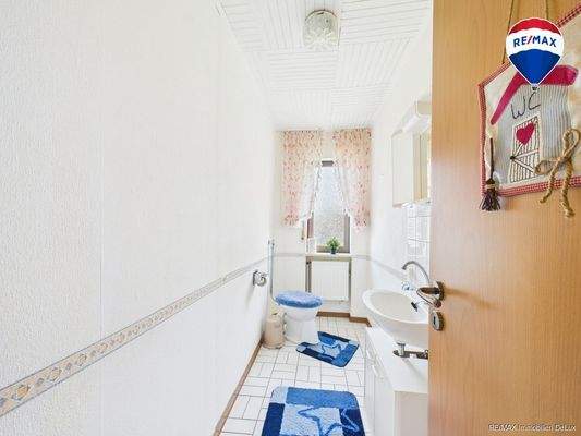 RE/MAX Immobilien DeLux Einfamilienhaus Merzig-Besseringen Gäste-WC