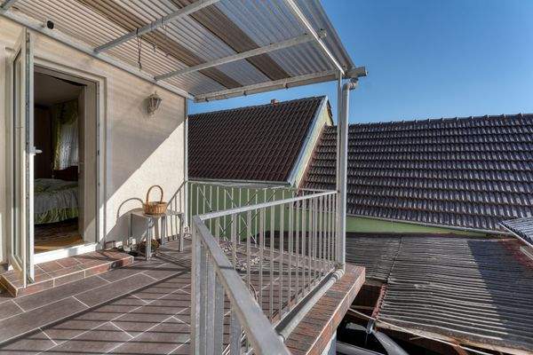 Westbalkon am Schlafzimmer