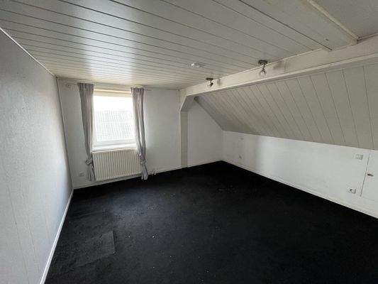 weiteres Zimmer linke Seite