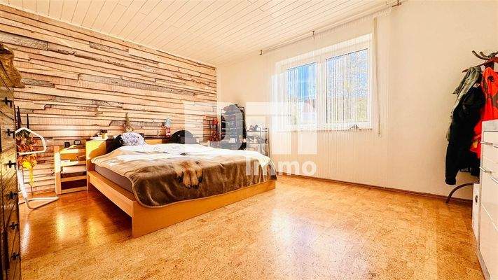 EG WE1Schlafzimmer mit Ankleide