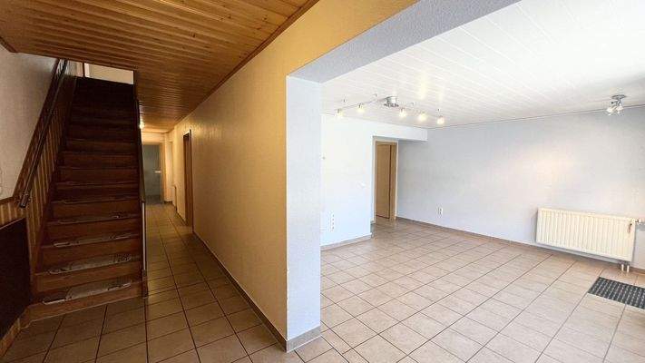 Flur und Gewerbeeinheit