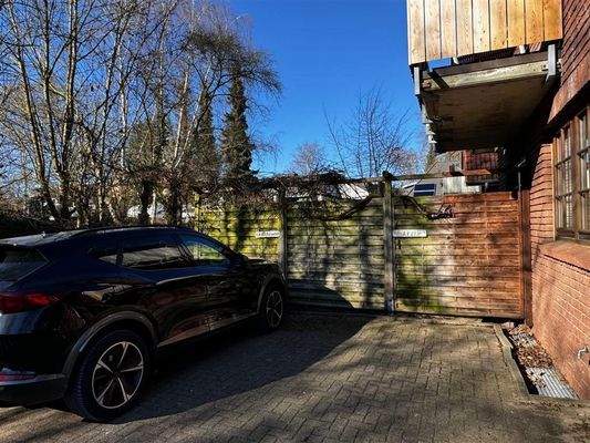 Stellplätze direkt am Haus