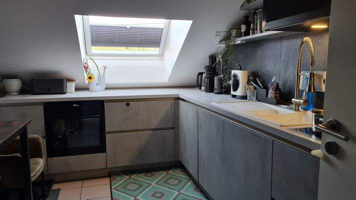 Platz für große EBK