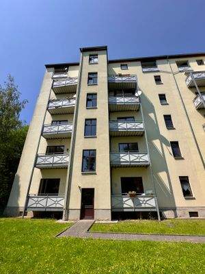 Rückseite mit Balkon