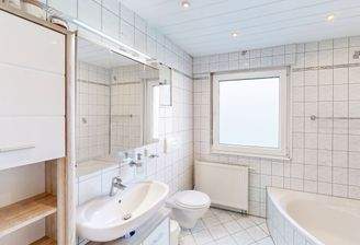 Badezimmer I