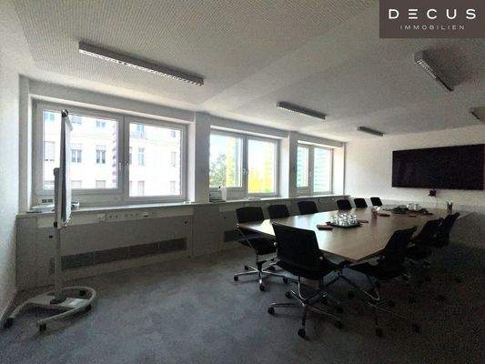 4. OG - Besprechungsraum oder Großraumbüro