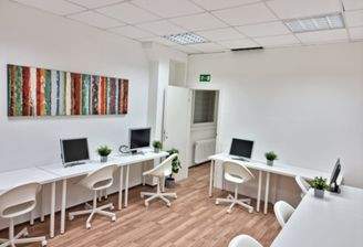Schreibtischplatz im Co-Working Space