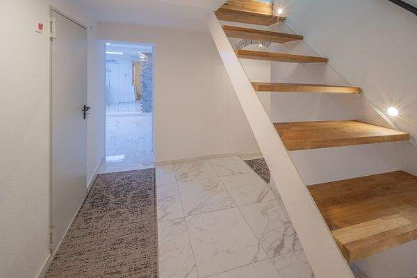 Fluorn-Winzeln  (12)