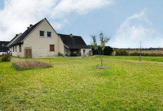 Einfamilienhaus mit Feldrandlage