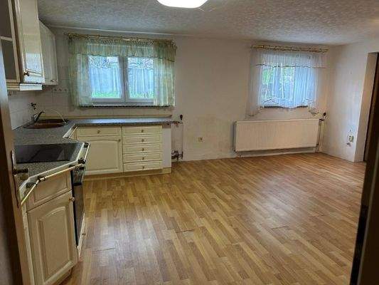 ELW Wohnzimmer mit off. Küche