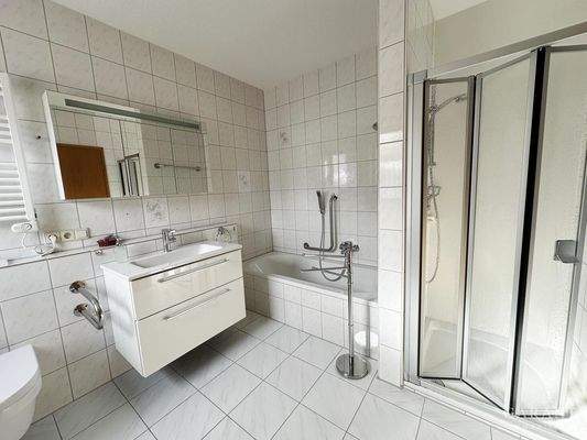 Bad Einliegerwohnung