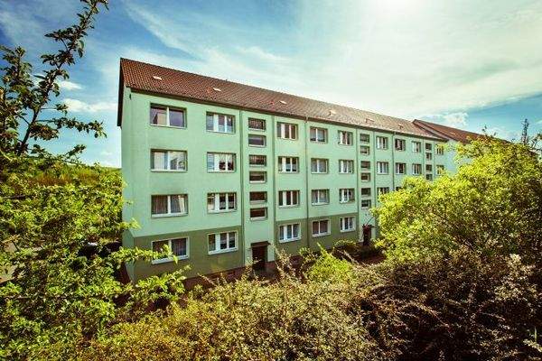 Gebäudeansicht - Eingangsbereich