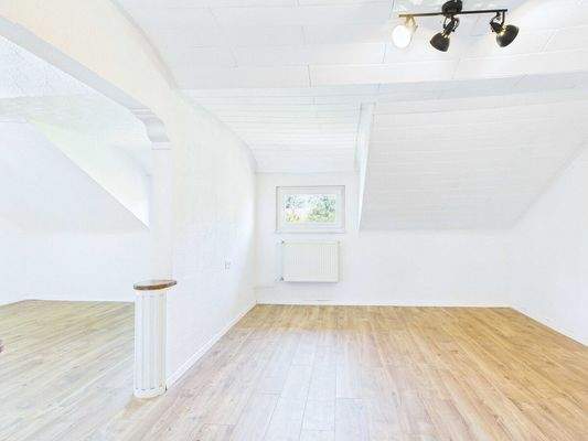 Ein-/ Zweifamilienhaus in Wadgassen