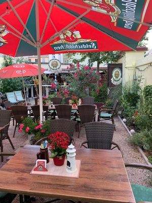 Biergarten im Sommer