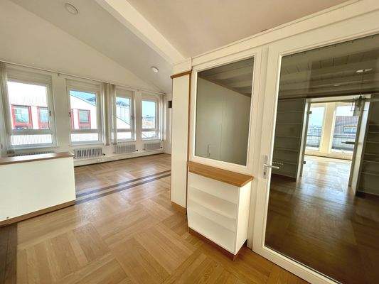 Großraumbüro mit Fokusraum