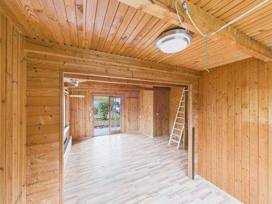 CAM03784G0-PR0099-STILL010