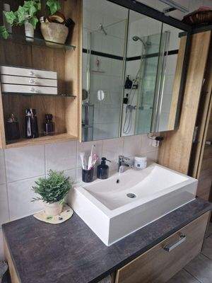 Waschtisch (mietereigener)