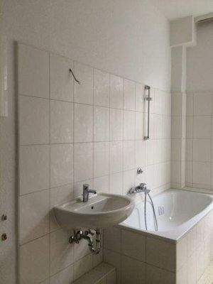 Badezimmer mit Fenster