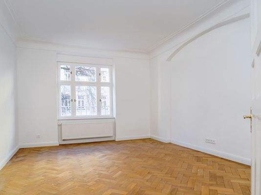 Wohn-/Esszimmer l Zimmer 1