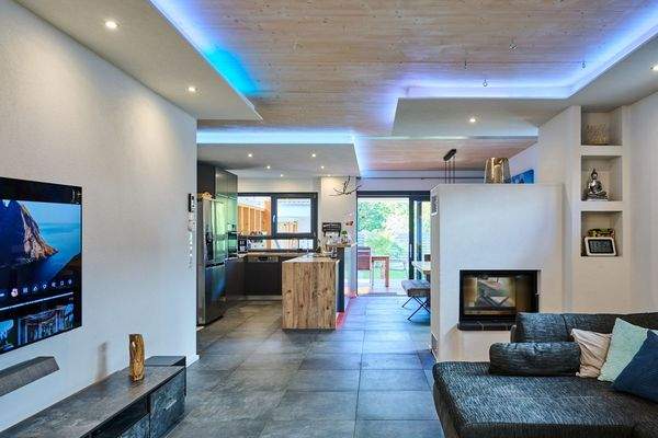 EG Kamin-/Medienbereich