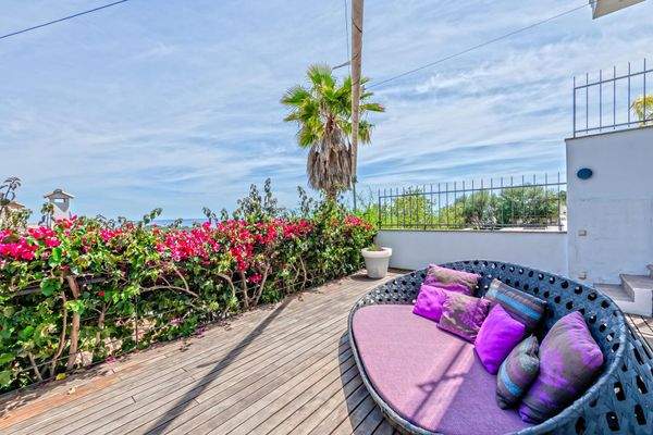 5895eccd-a90f-433c-8314-edeb4ce1b60a