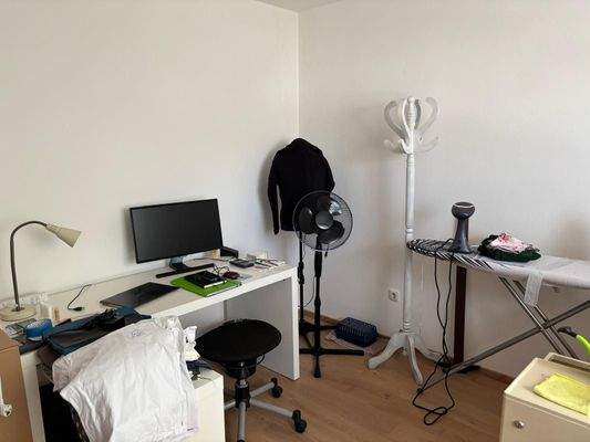 Büro / Schlafzimmer OG