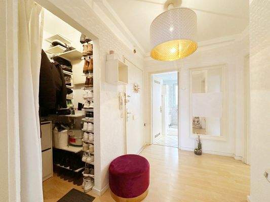 Diele mit Abstellraum