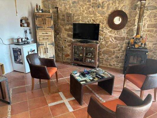 Ostkreta, Pappagiannades: Traditionelles Steinhaus mit großem Garten voller Olivenbäume zu verkaufen