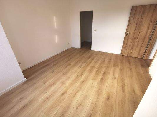 Schlafzimmer mit Ankleidezimmer.jpg