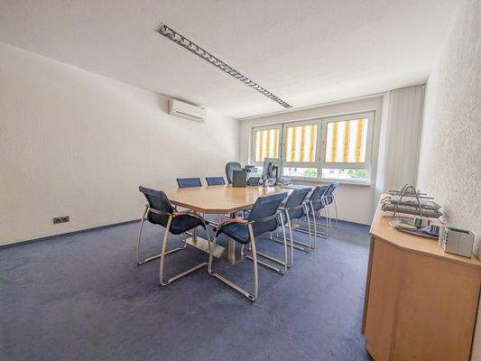 Büro 1. OG