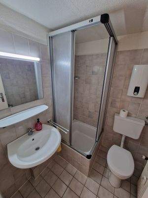 Gepflegtes Badezimmer