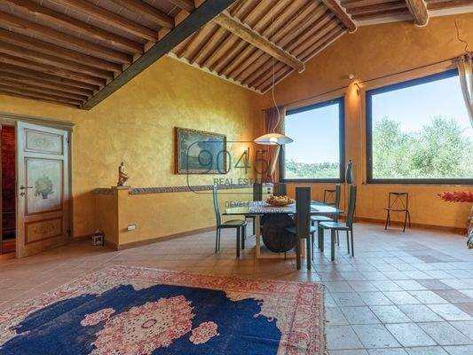 Exklusives toskanisches Landhaus mit Panoramablick auf die Türme von San Gimignano