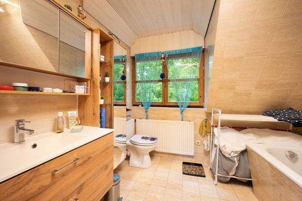 Bad, Wohnung Obergeschoss