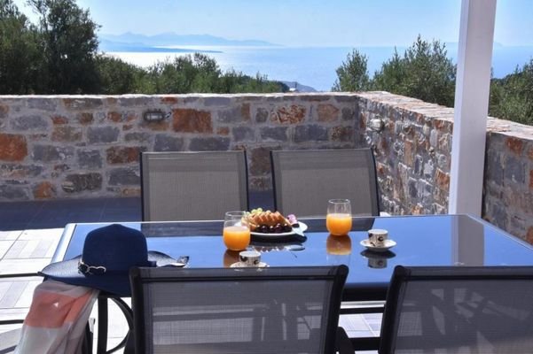 Kreta, Kounali: Moderne Villa mit 3 Zimmern und Meerblick zu verkaufen