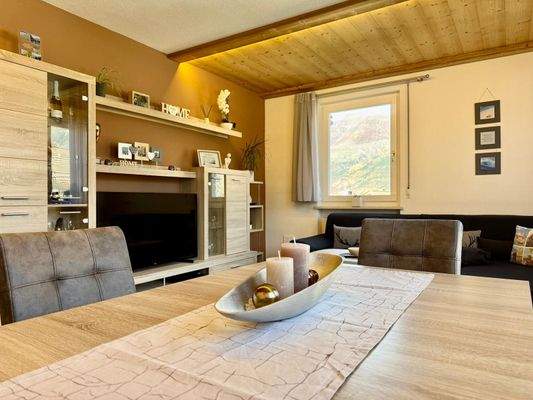 Attraktive 2-Zimmer-Wohnung in Morter bei Latsch, Südtirol – ideal als Zweitwohnsitz oder Investition, mit Terrasse, Balkon und Stellplatz – Appartamento bilocale a Morter vicino Laces, Alto Adige, ideale come seconda casa o investimento, con terrazza, ba